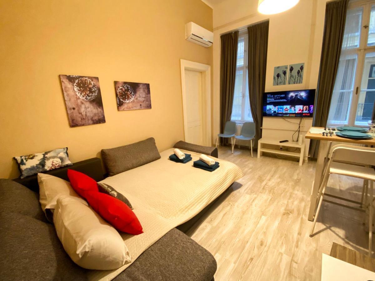 Blue Star Apartment Budapest Exterior foto